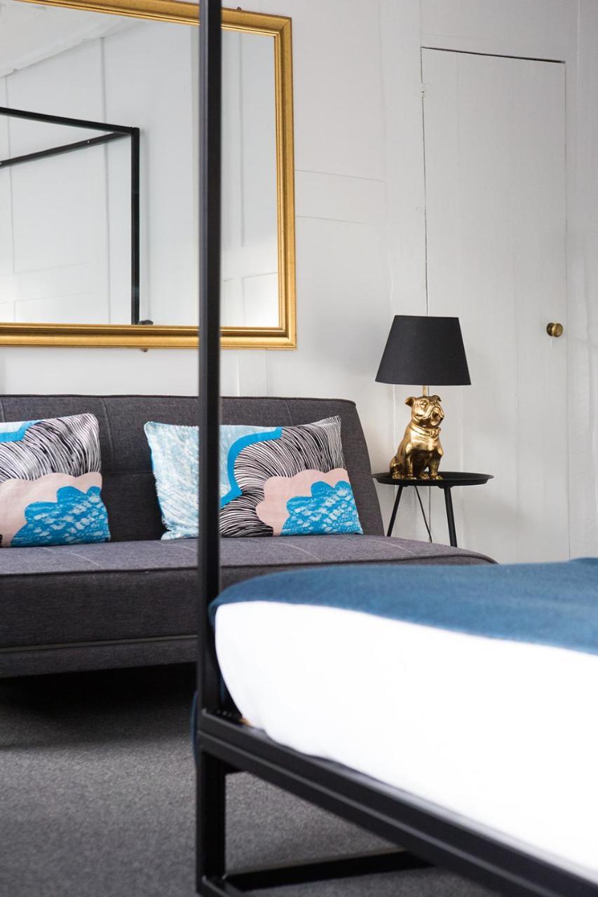 مبيت وإفطار Whitehouse راي المظهر الخارجي الصورة A sofa bed