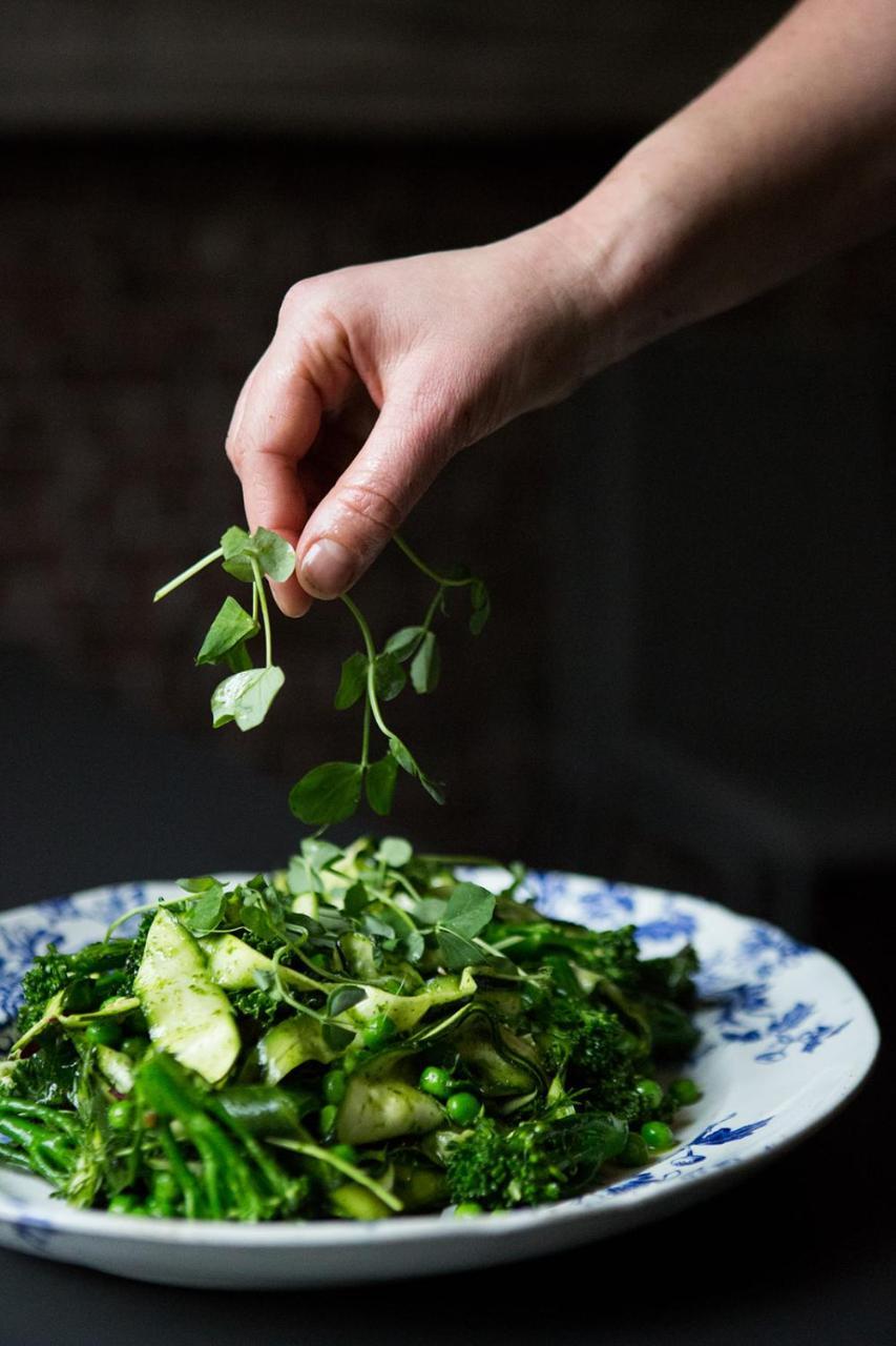 مبيت وإفطار Whitehouse راي المظهر الخارجي الصورة Watercress being added to a salad